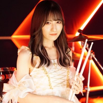 【Empress】女帝の名を冠するスタイリッシュガールズハードロックバンド ガールズバンド一覧 ガールズバンド大図鑑